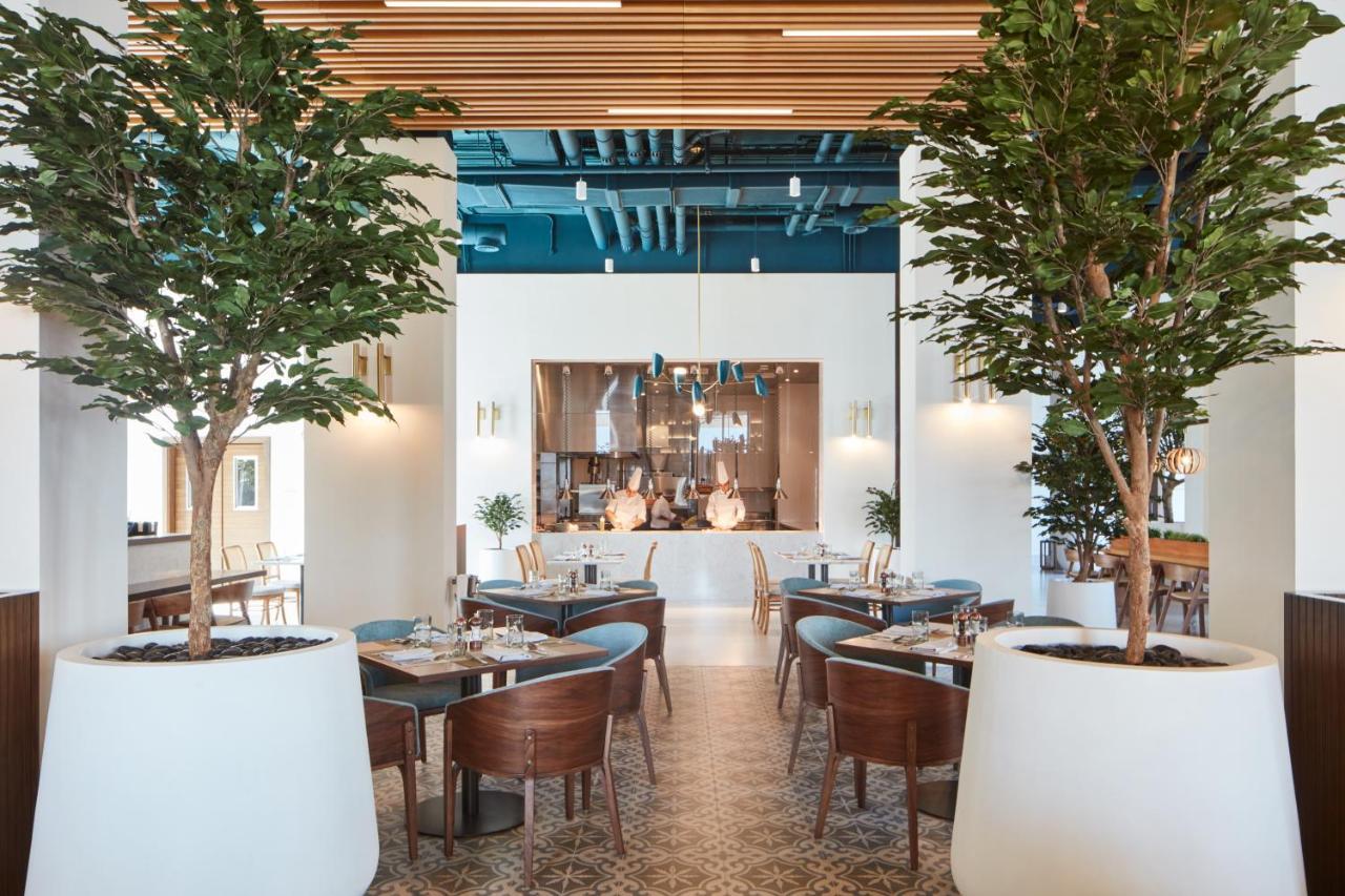 Vida Beach Resort Umm Al Quwain Exteriér fotografie The interior of the restaurant