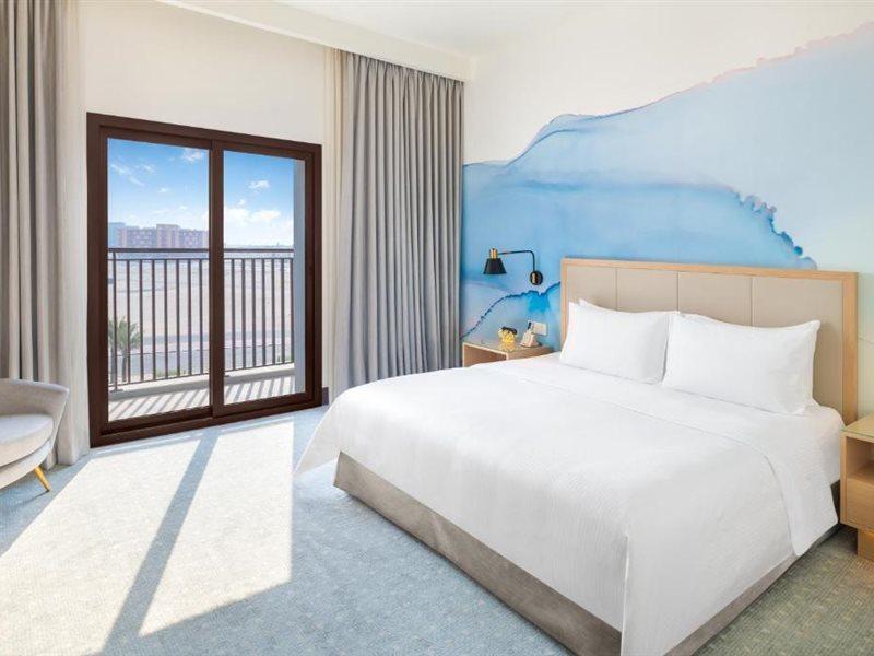 Vida Beach Resort Umm Al Quwain Exteriér fotografie A guest room at the hotel